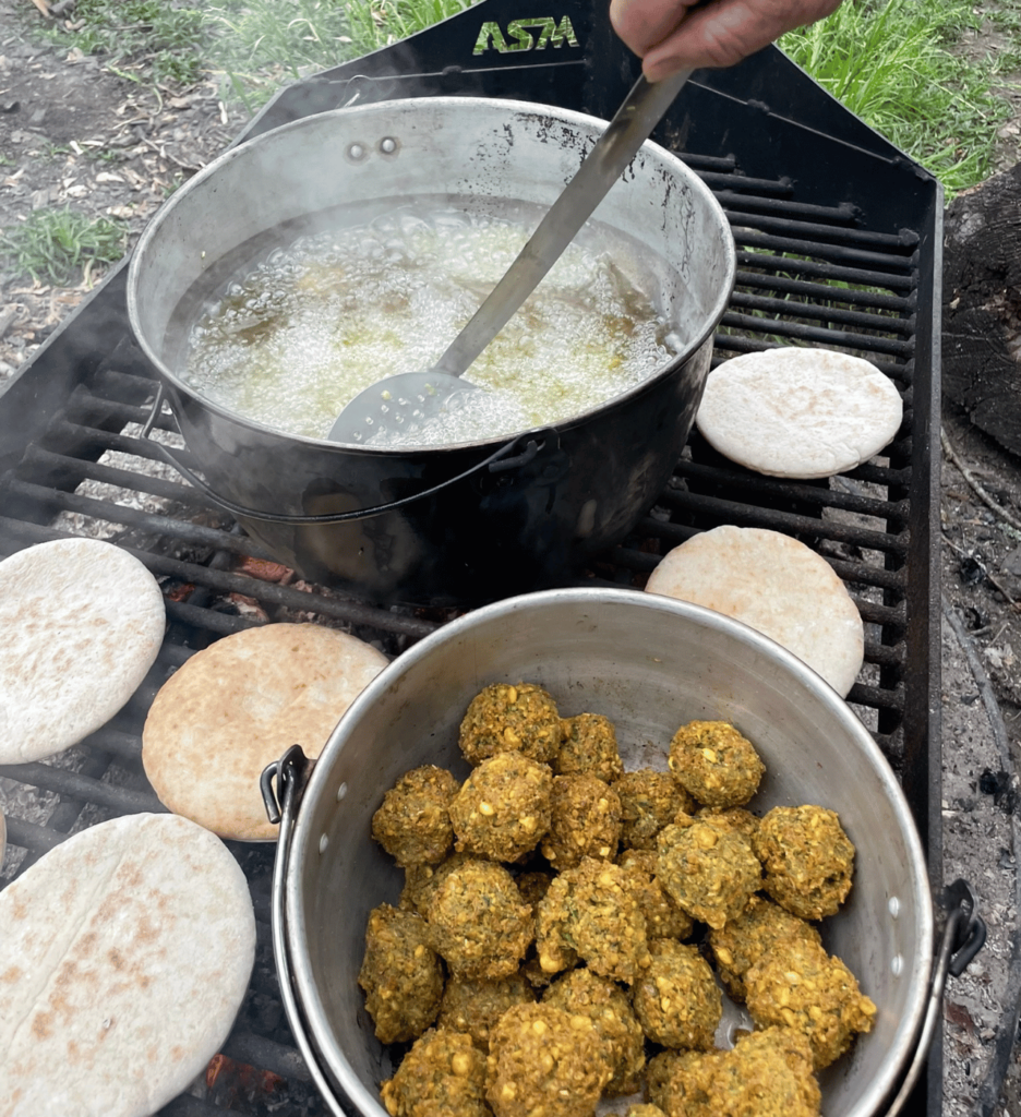 outdoor cooking med bålmad - falafler